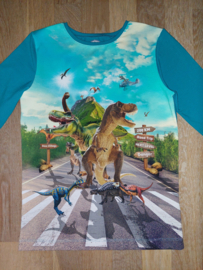 3565 - Dino shirt met korte mouwen maat 146-152