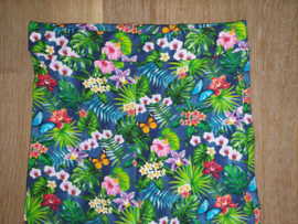 160013 - Flared broek met vlinders maat 98