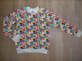 3595 - Sweater met cavia's en konijnen