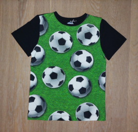 3417 - Voetbal  shirt maat 98-104, 146-152