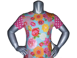 4435 - Vrolijk bloemen jurkje