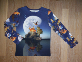 3573 - Longsleeve met beer met hert en vos