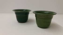 Bloempot in groen 7 cm. model 2101 / Planter in beige 2.7 inch. shape 2101