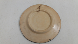 Tunesisch wandbord met een man 18 cm. / Tunisian wall plate with a man 7.1 inch.