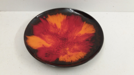 Grote schaal rood gevlamd 27.5 cm. / Large bowl flamed red 10.8 inch