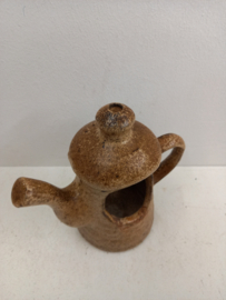 Hangpot in beige bruine keramiek / Hanging planter in beige brown ceramics