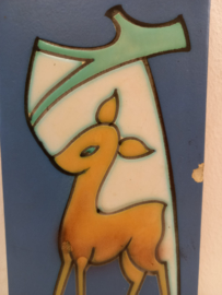 Flora wandbord met hertje 24 cm. / Flora wall plate with deer 9.44 inch.