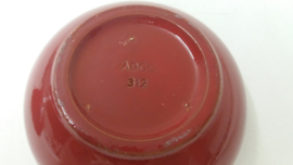Setje asbakken in rood 311 en 312 / Set ashtrays in red 311 and 312