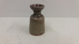 J vaasje in grijs 6.5 cm. / Little J vase in gray 2.55 inch