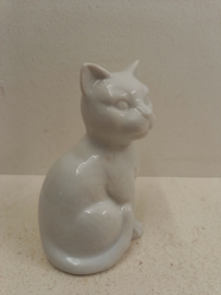 Mooi keramiek wit poesje 13 cm. / Beautiful ceramic white cat 5.11 inch.