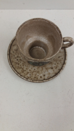 Kop en schotel Hannie Mein keramiek / Cup and Saucer Hannie Mein ceramics