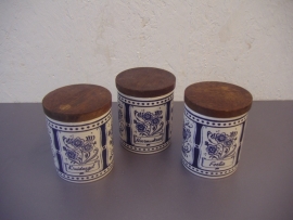 Kruidenpotjes Wachtersbach / Herb jars Wachtersbach