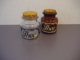 Voorraad pot voor thee 14 cm.  / Storage jar for tea 5.5 inch.