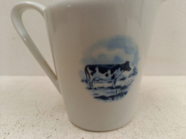 Bavaria melkkannetje met boerderij afbeelding / Bavaria milk jug with farm image