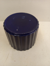 Bloempot in blauw nr. 413 / Planter in blue nr. 413