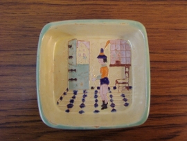 Schaaltje met reliëfafbeelding, gemerkt H.A./   Old dish, marked.