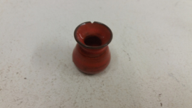 Klein rood vaasje Crea kunstnijverheid. / Small red vase Crea arts and crafts.
