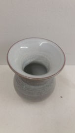 West-raven vaas in grijs nr. 902  / West-raven vase in gray nr. 902
