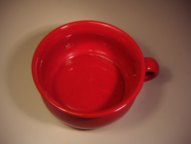 Mooie Po als plantenbak in rood / Beautiful Po as a planter in rood