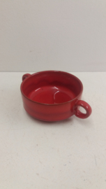 Rode soepkom met oortjes /  Rode soup bowl with handles