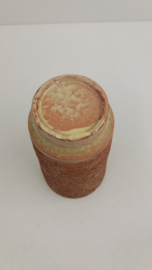 Vaas in geel geborstelde uitvoering 1075 / Vase in yellow with brushed execution 1075