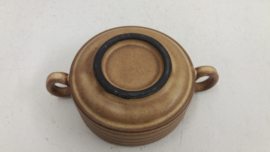Bruine soepkom  /  Brown soup bowl