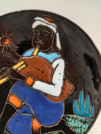 Bord met fluitende man 21,5 cm. / Sign with whistling man 21,5 cm.