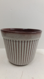 Mooi bloempotje van West-raven nr. 433A / Nice planter by West-raven nr. 433A