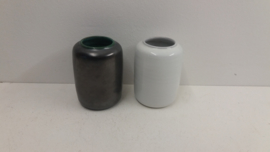 West-raven klein vaasje in grijs nr. 922 / West-raven small vase in gray nr. 922