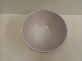 Plantschaal in wit met ribbel nr. 4. / Planting bowl in white with ribs nr. 4