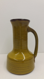 Zware groene vaas van Speck potterie?  / Heavy green vase by Speck pottery?