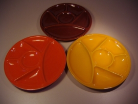 Chocolade bordjes in wit 19 cm. / Chocolat plate in white 7.5 inch.