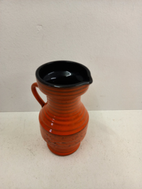Zware oranje kan L.E. van Oene Hattem  / Heavy orange jug L.E. van Oene Hattem