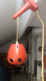 Retro oranje hanglamp met voet / Retro oange hanging lamp with base