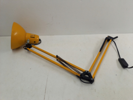 Gele retro schaarlamp 75 cm. / Yellow retro scissor lamp 29.52 inch.