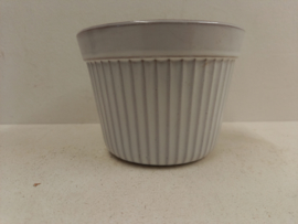 Mooie bloempot van West-Raven nr. 271 / Nice planter by West-Raven nr. 271