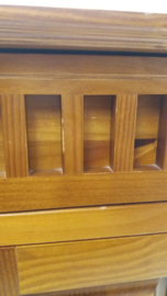 Mooie nachtkastjes in eikenhout / Nice bedsite tables in oak