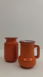 Setje in rood met wit van binnen / Little set in red and white inside
