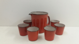 Set Oranje kan met 6 bekers  / Set orange jug with 6 cups