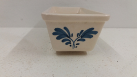 Plantschaaltje met Delfts opdruk 13 cm. / Little planter with Delfts print 5.1 inch.