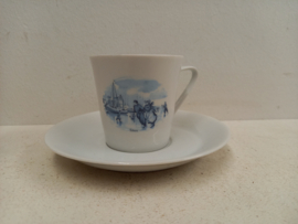 Bavaria kop en schotel met schaats afbeelding / Bavaria cup and saucer with skate image