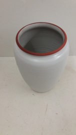 Duifs grote witte vaas 22 cm. / Duifs large white vase 8.7 inch.