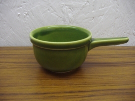 Sauskommetje met steeltje groen / Sauce bowl with a handle green