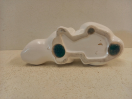 Mooi keramiek wit poesje 18 cm. / Beautiful ceramic white cat 7.08 inch.