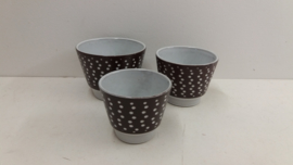 Mooi bloempot in nummer 2117 / Nice planter in number 2117