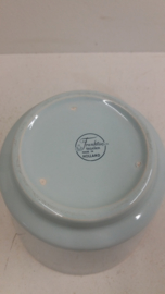 Mooie pot van Frankton met bloemen /  Beautiful pot from Frankton with flowers