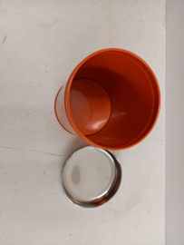 Retro oranje blik van Brabantia  / Retro orange container by Brabantia