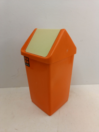 Oranje prullenbak Curver / Orange litter bin Curver