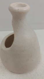 Klein wit hangpotje 11 cm. / Small hanging planter 4.3 inch.
