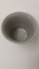 Bloempotje in grijs  2111 gemerkt A  / Planter in gray 2111 marked A